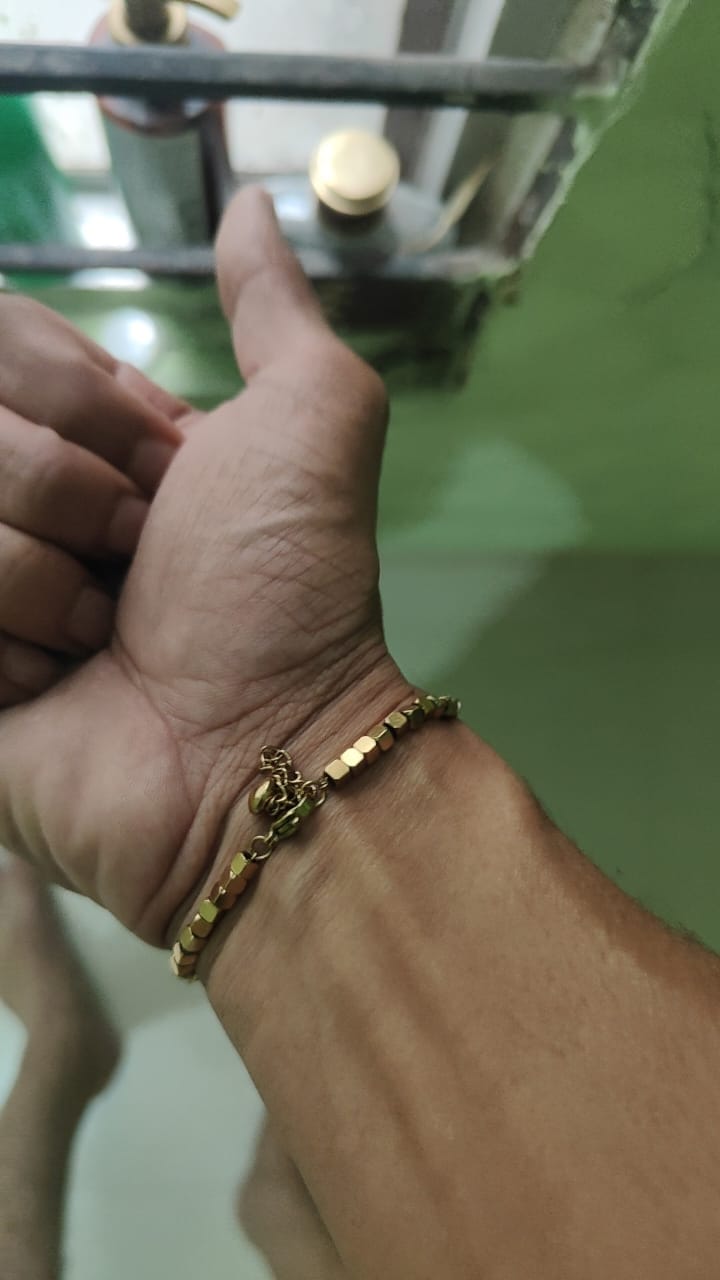 Customer photo review of Gold Cube Chain Bracelet