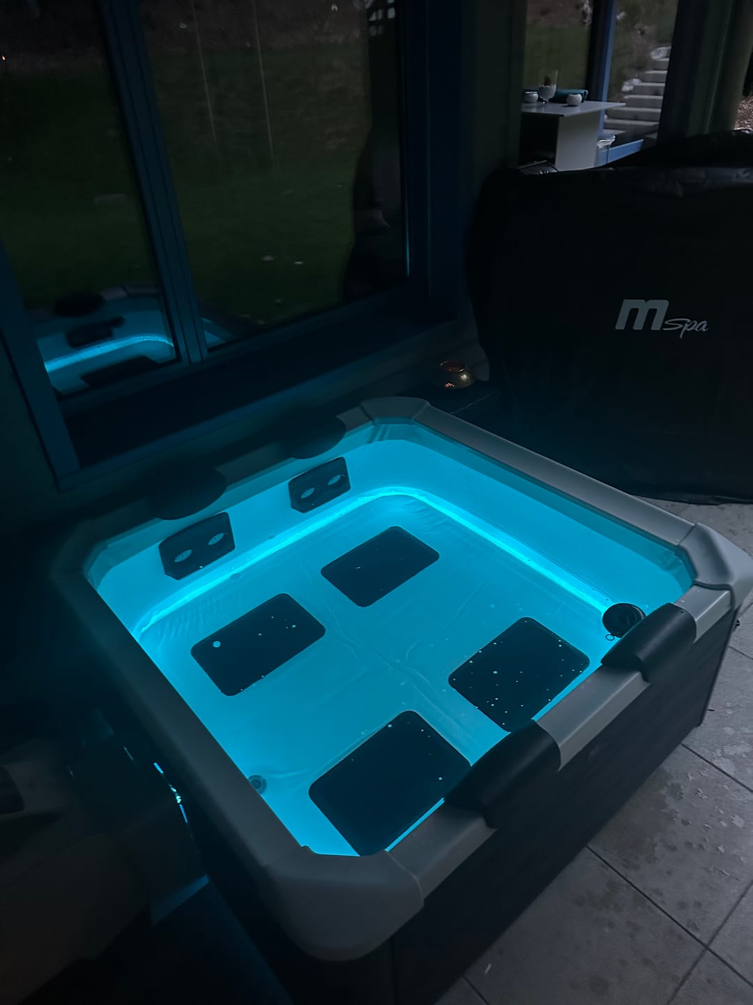 Customer photo review of Mspa Whirlpool Oslo LED 2025 160x160cm