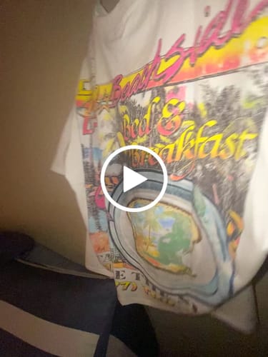 Customer video review of Triple Seven Weekend Getaway Tee White