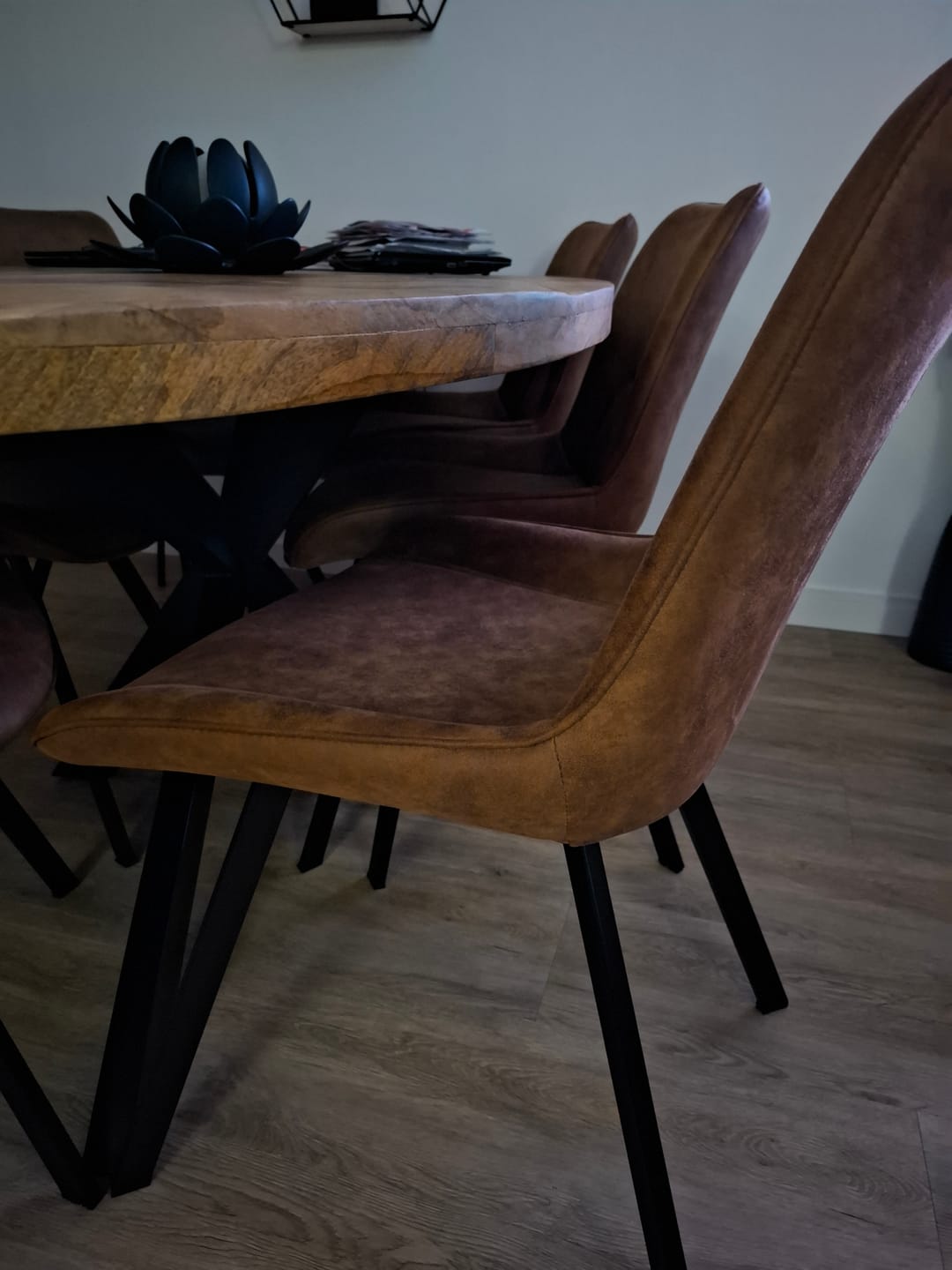 Customer photo review of Luna Stoel