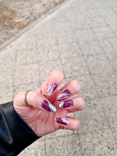 Sarah J. review of UV Gel: Raspberry Marble image 1 out of 1