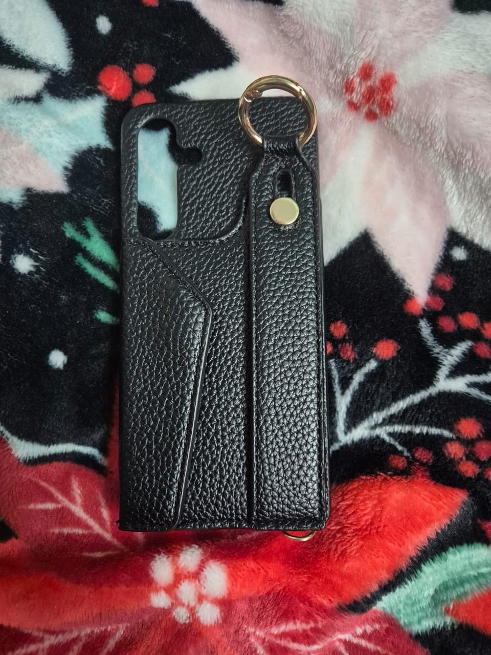 Customer photo review of Premium Samsung Pre-Order Crossbody Luxury Leather Initial Wallet Lanyard Bracelet Case