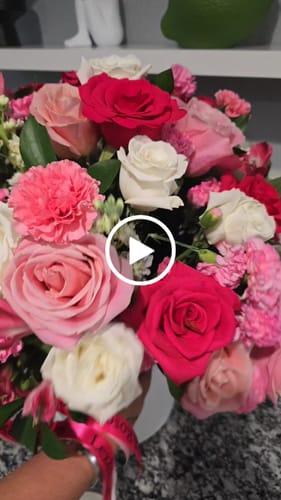 Customer video review of 50 Box - Hot Pink Deluxe Roses