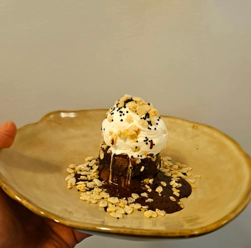 Customer photo review of 4-Piece Stoneware Deep Plate Set in Crema