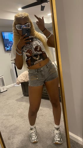 Customer photo review of Olive Collection DopeSkill T-Shirt Rich Youth Graphic