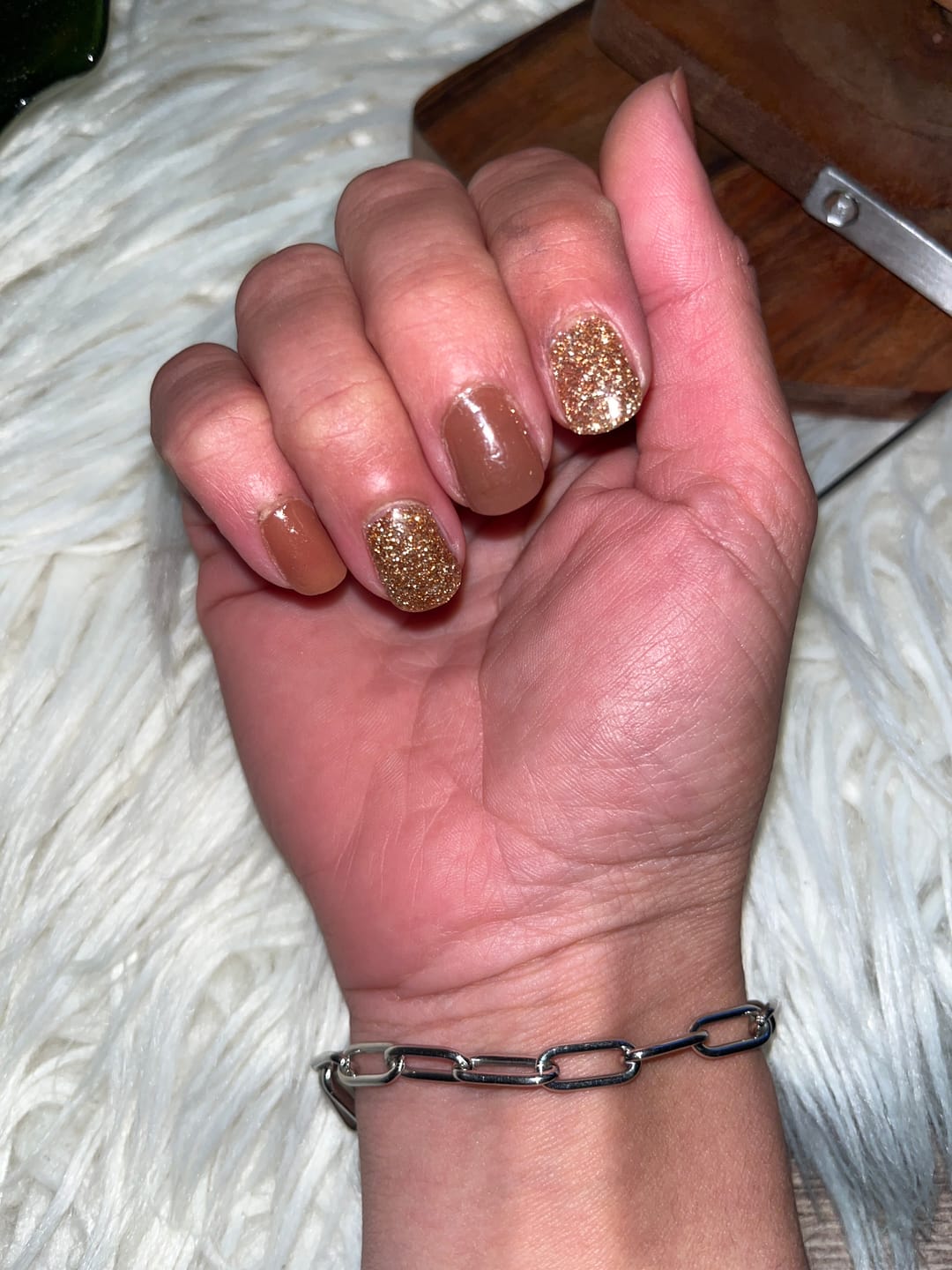 Customer photo review of Champagne Gold Dipping Powder