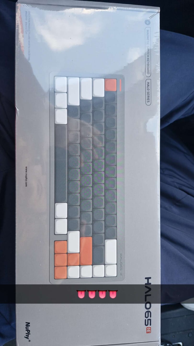 Customer photo review of NuPhy Halo65 HE Magnetic Switch Gaming Keyboard