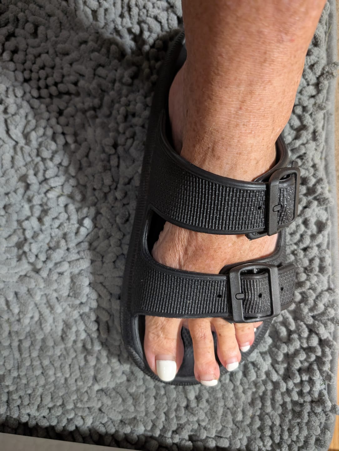 Customer photo review of Cushion Sandals - Cloud Slides