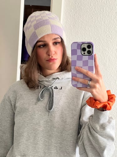 Customer photo review of Violet Vibes - iPhone 13 Pro
