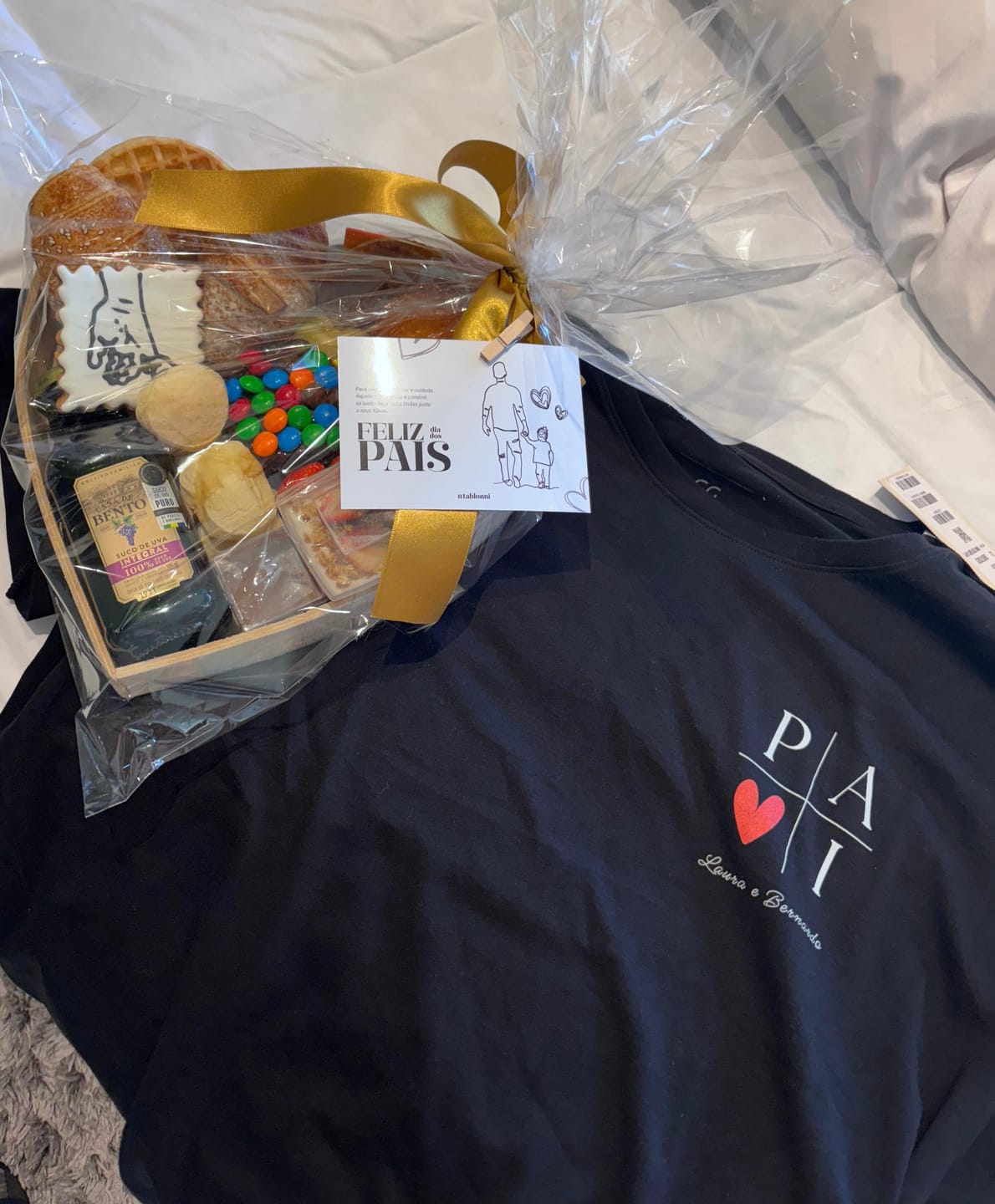 Customer photo review of Camiseta Personalizada PAI MINIMALISTA - Algodão Peruano