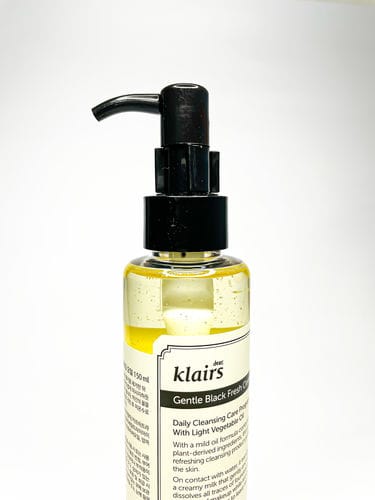 Customer photo review of Gentle Black Fresh Cleansing Oil