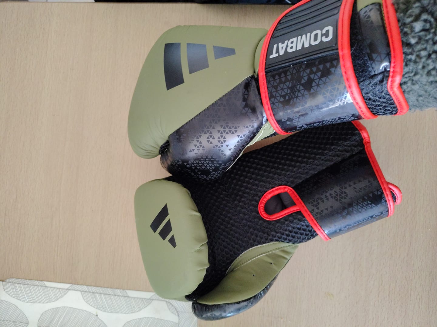 Customer photo review of Guantes De Boxeo Adidas Speed Tilt 200 Negro