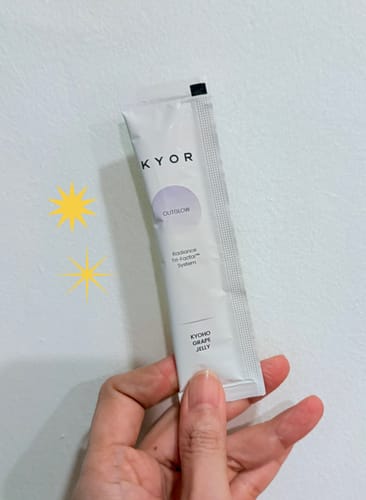Customer photo review of OUTGLOW - Radiance Tri-Factor™ Jelly
