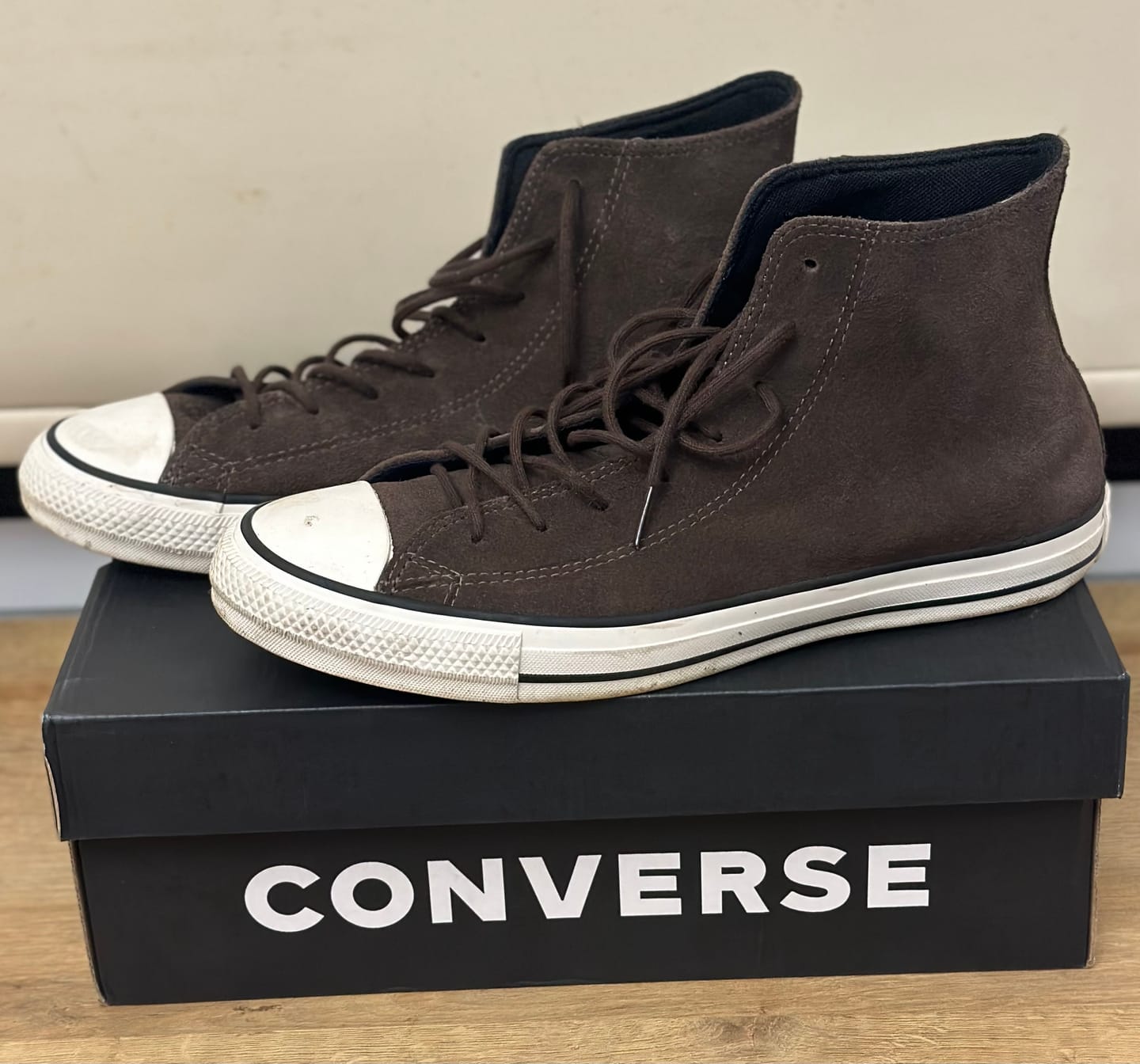 Customer photo review of Zapatillas Converse Chuck Taylor Hi SE Marrón