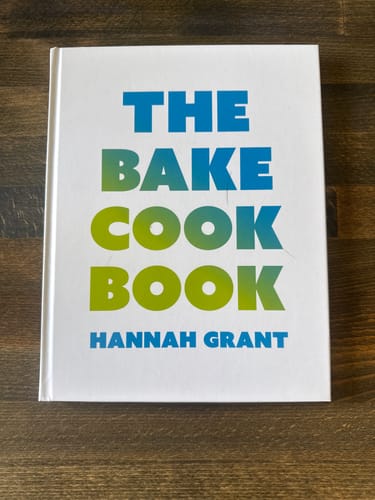Customer photo review of The Bake Cookbook Pakke