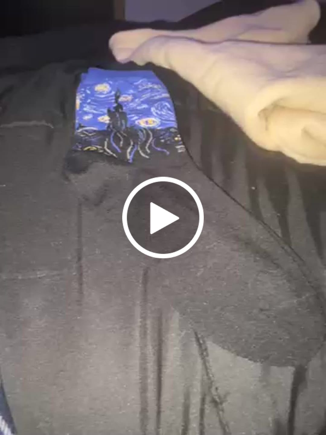 Customer video review of Famous paintings socks