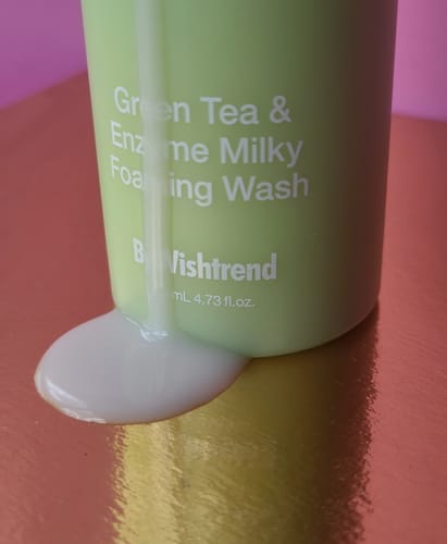 Customer photo review of Green Tea (Matcha) & Enzyme Milky Foaming Wash