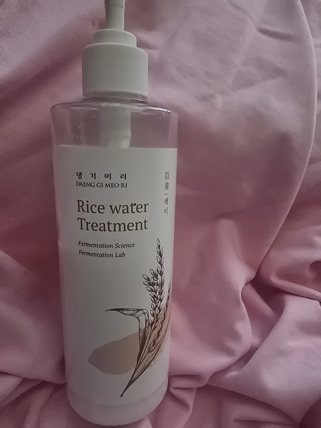 Customer photo review of Изглаждащ балсам за увредена и хвърчаща коса DOORI Перлен блясък Rice Water Treatment