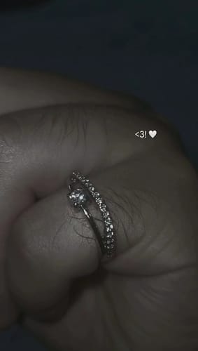 Customer photo review of THE MOISSANITE GLOW RING