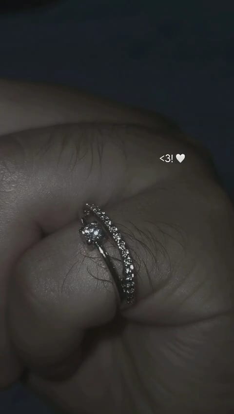 Customer photo review of THE MOISSANITE GLOW RING