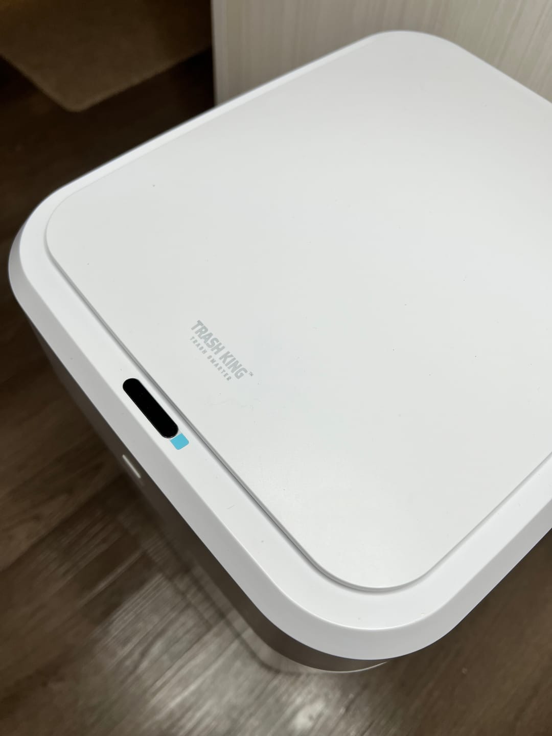 Customer photo review of Royal Bin™ Signature 17L – Touchless, Self-Sealing Smart Trash Can