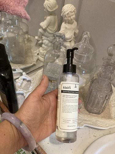 Customer photo review of Gentle Black Fresh Cleansing Oil