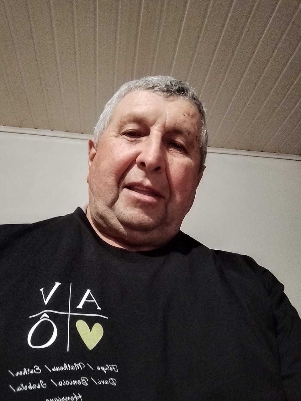 Customer photo review of Camiseta Personalizada AVÔ MINIMALISTA - Algodão Peruano