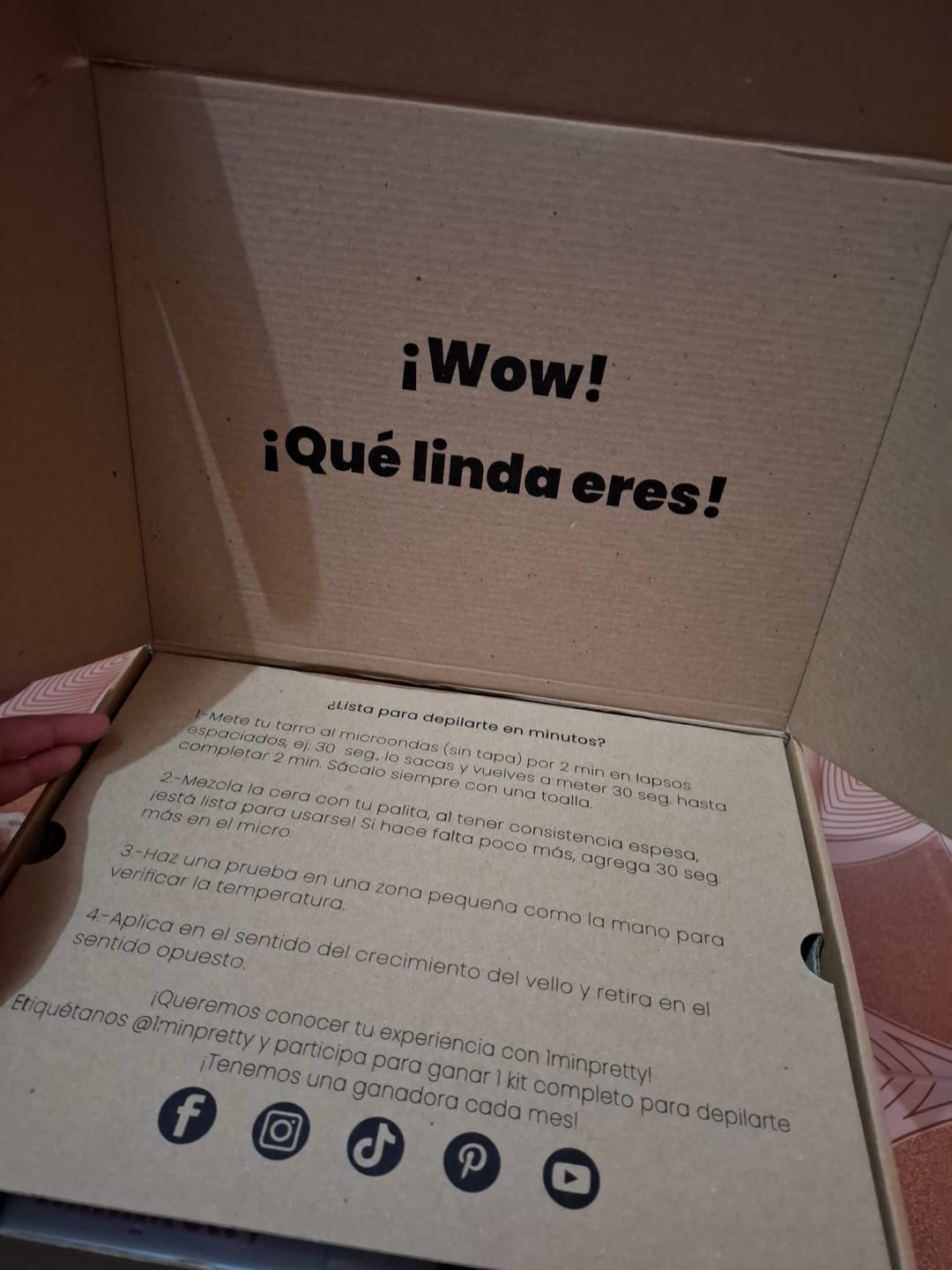 Customer photo review of Kit 1minpretty: 2 tarros de cera + fundidor + refill + extras + talco para depilar con envío gratis mx