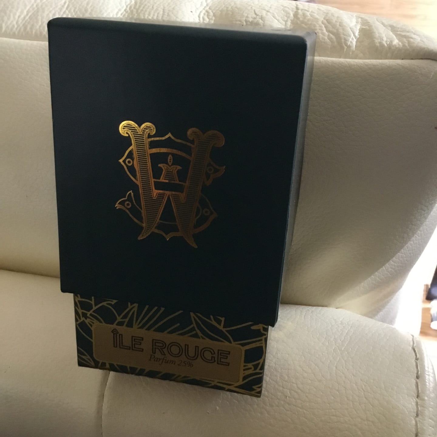 Customer photo review of Ile Rouge