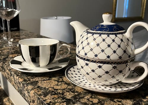 Customer photo review of Trellis Blue Gold Fine Porcelain Tea For One Set