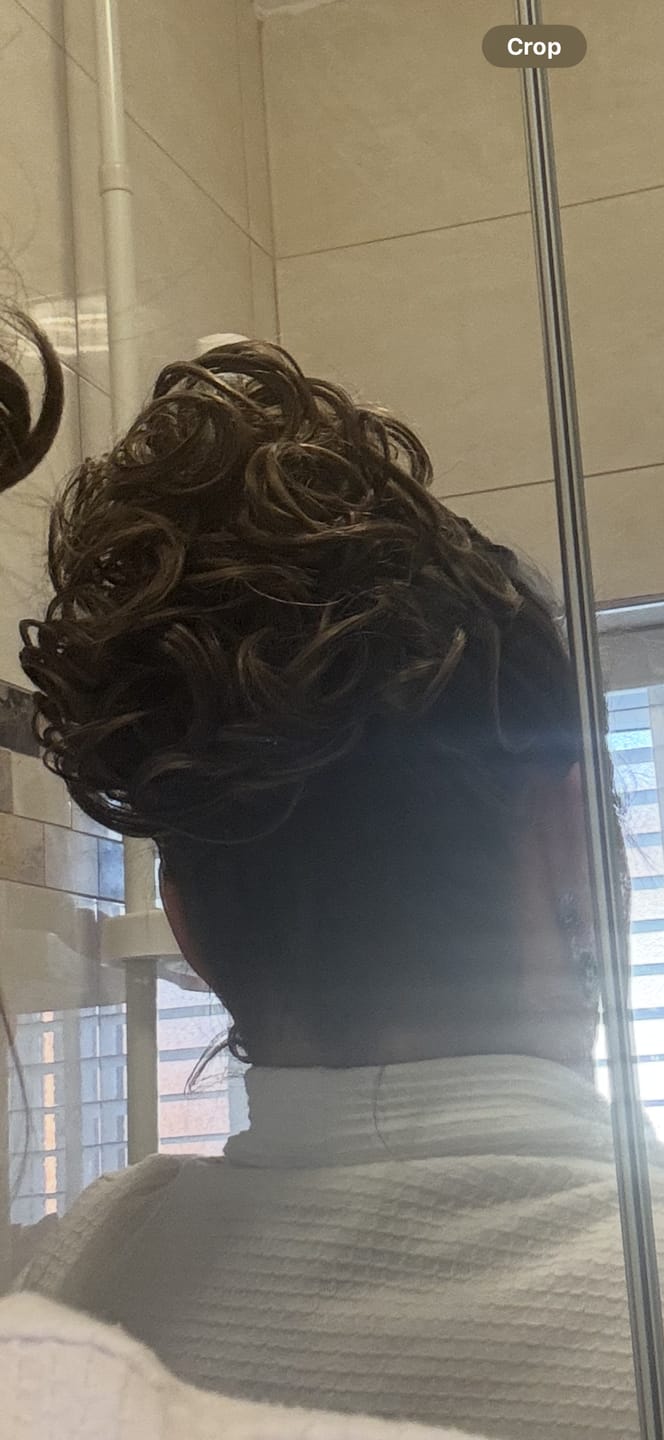 Customer photo review of Stranded Curly Hair Messy Bun Scrunchie - Colour #8/10 Baby Bronde