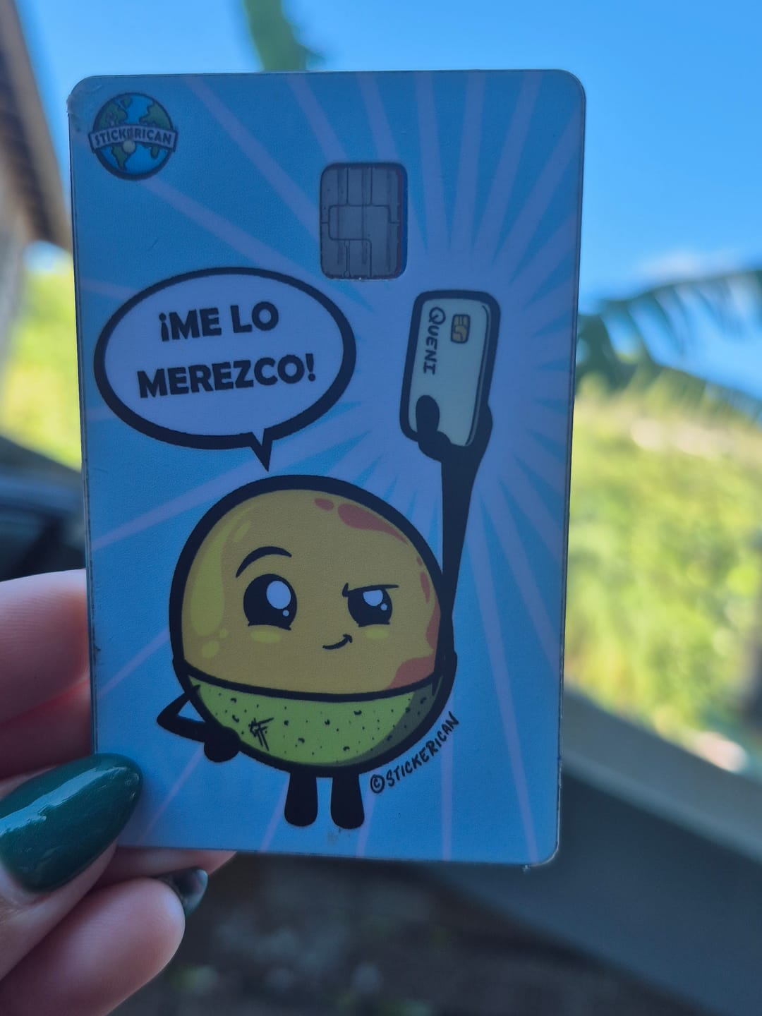 Customer photo review of Me Lo Merezco - Sticker para Tarjeta de Crédito