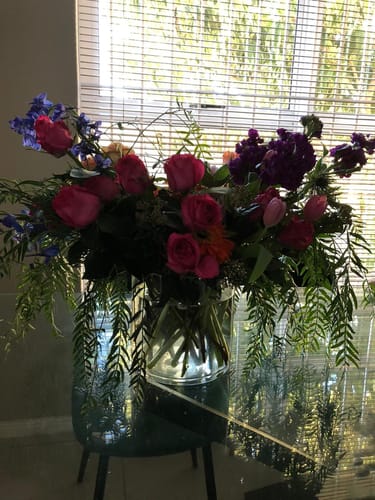 Customer photo review of Bright Delight Flower Arrangement