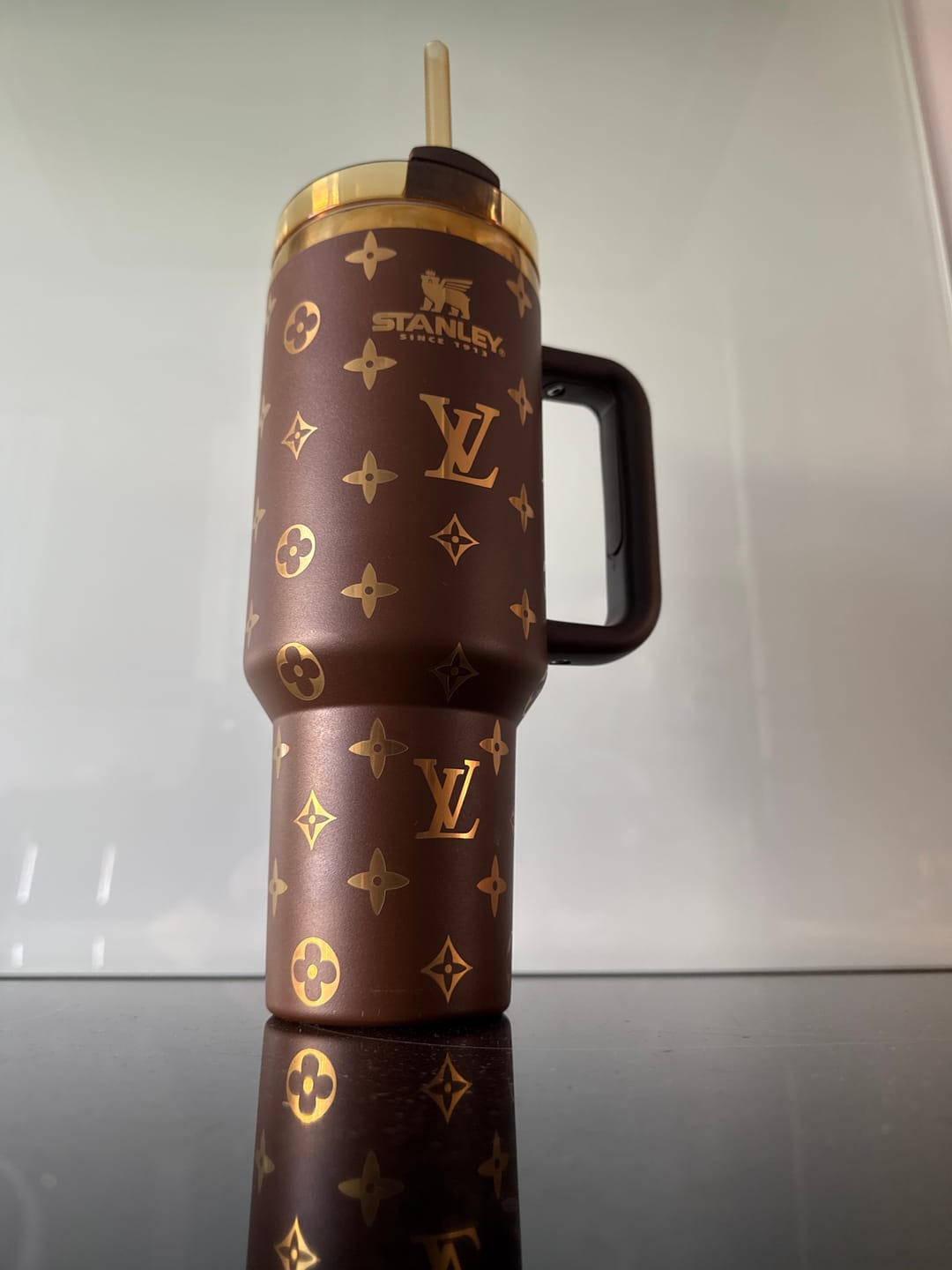 Customer photo review of Designer Holographic In-Car Insulated Cup 40OZ