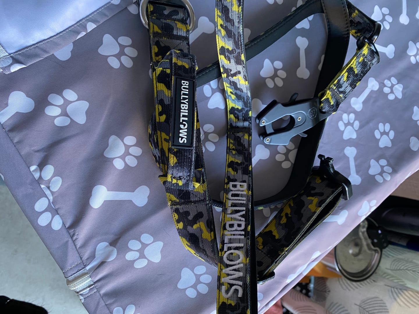 Customer photo review of 1.4m Swivel Combat Lead | Anti-Tangle & Secure Clip - Lightning