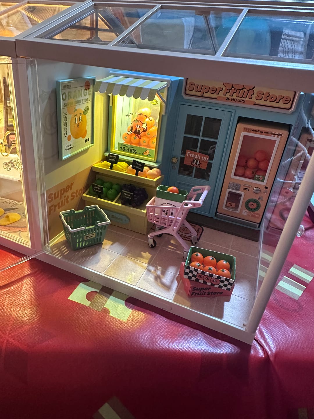 Customer photo review of Rolife Super Creator - Casas Miniatura Daily VC