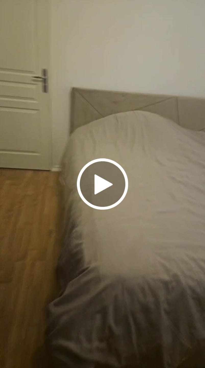 Customer video review of Lit coffre design - LEA