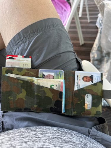 Customer photo review of Tactical Wallet MK2 - 5-Farben Flecktarn