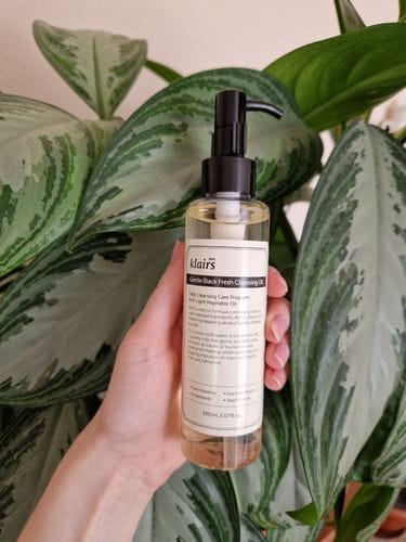 Customer photo review of Gentle Black Fresh Cleansing Oil