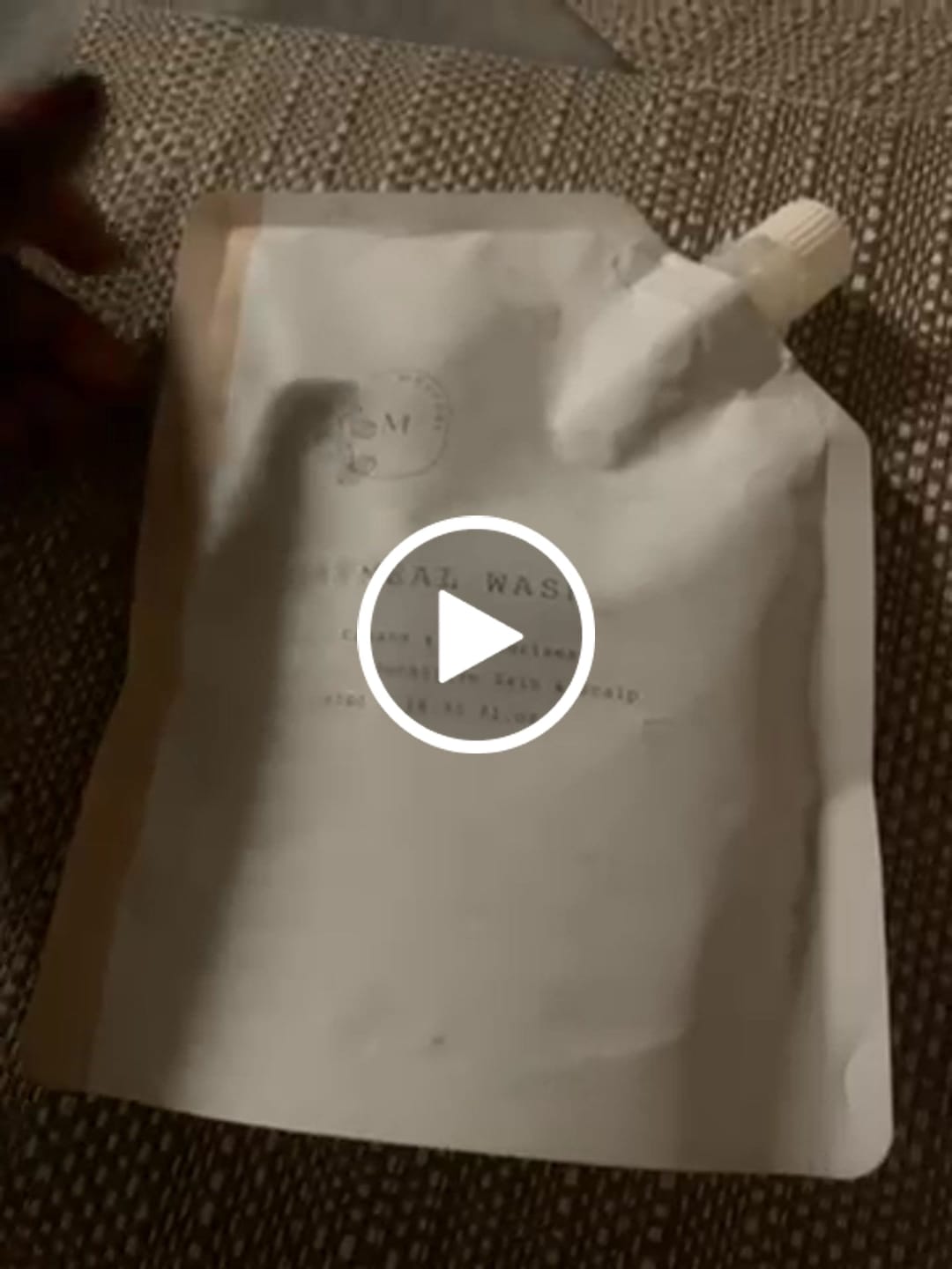 Customer video review of Oatmeal Moisturising Wash