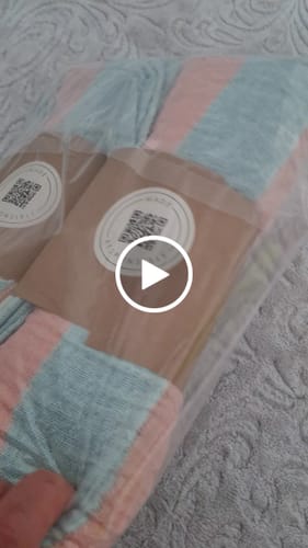 Customer video review of Çizgili Dokulu Peştemal Mint