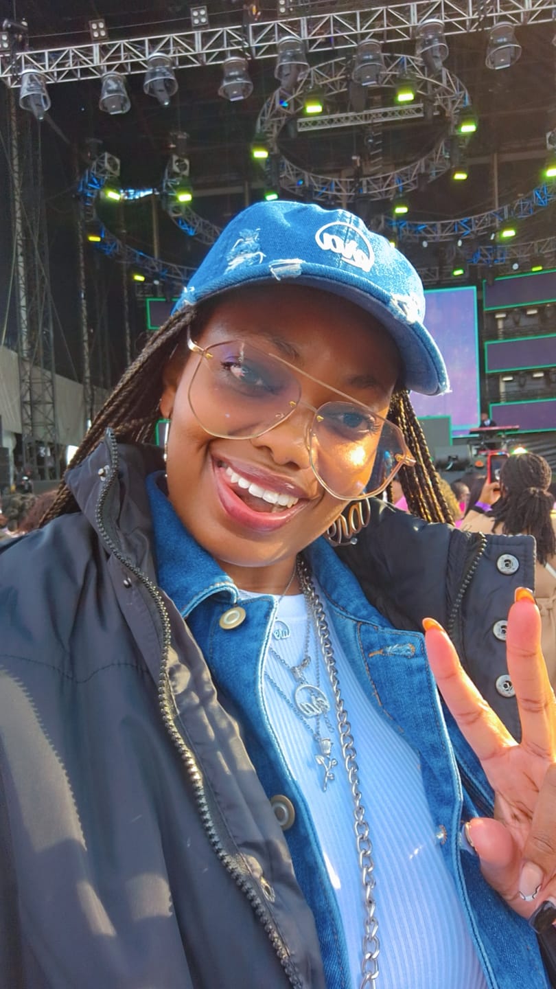 Customer photo review of Era Distressed Denim Cap