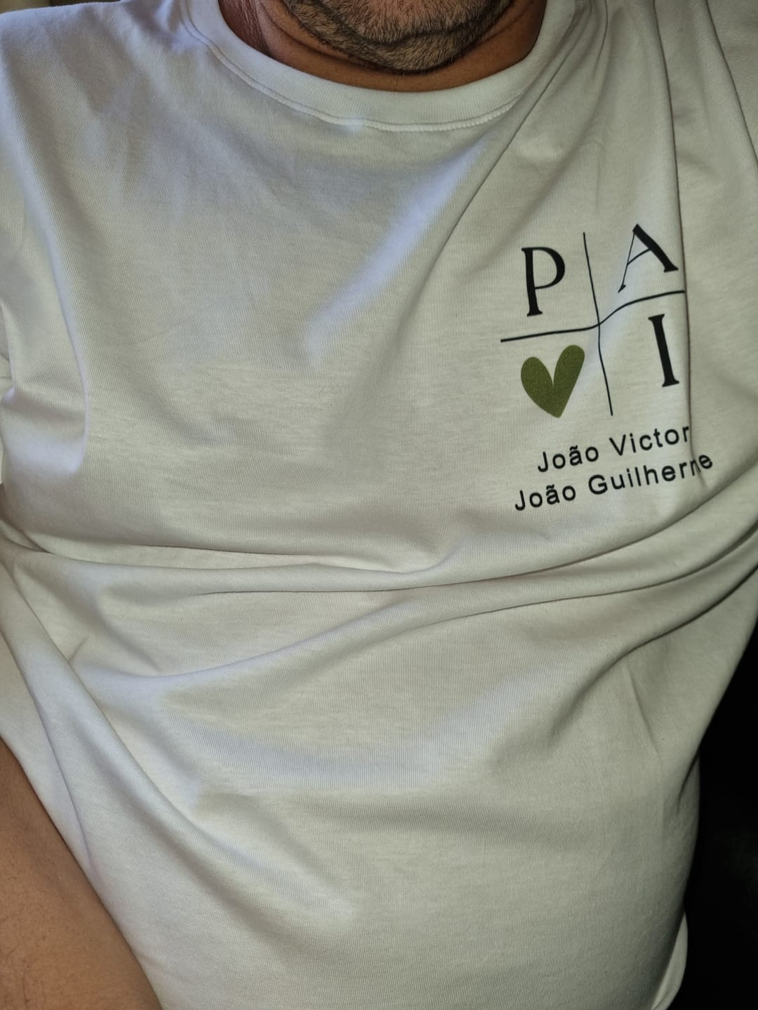 Customer photo review of Camiseta Personalizada PAI MINIMALISTA - Algodão Peruano