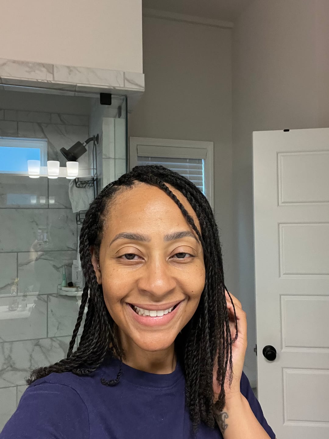 Customer photo review of LAVISH Leave-In Conditioning Styler