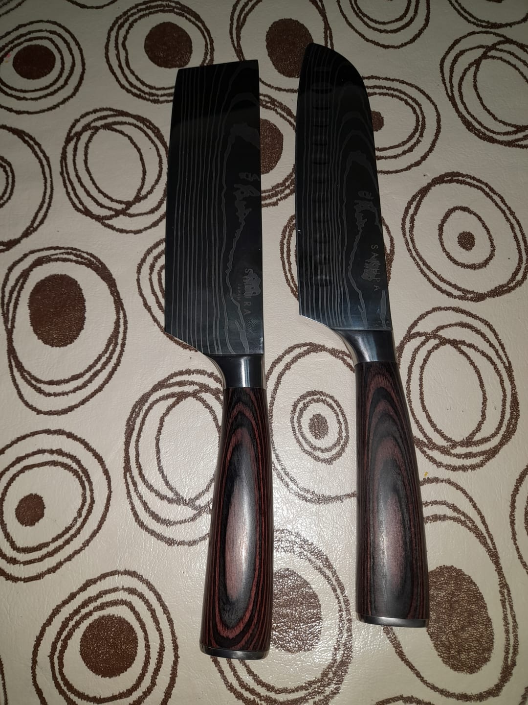 Customer photo review of Cuchillo Santoku Sakura Pro Stainless Steel Brown Ébano 30 Cms