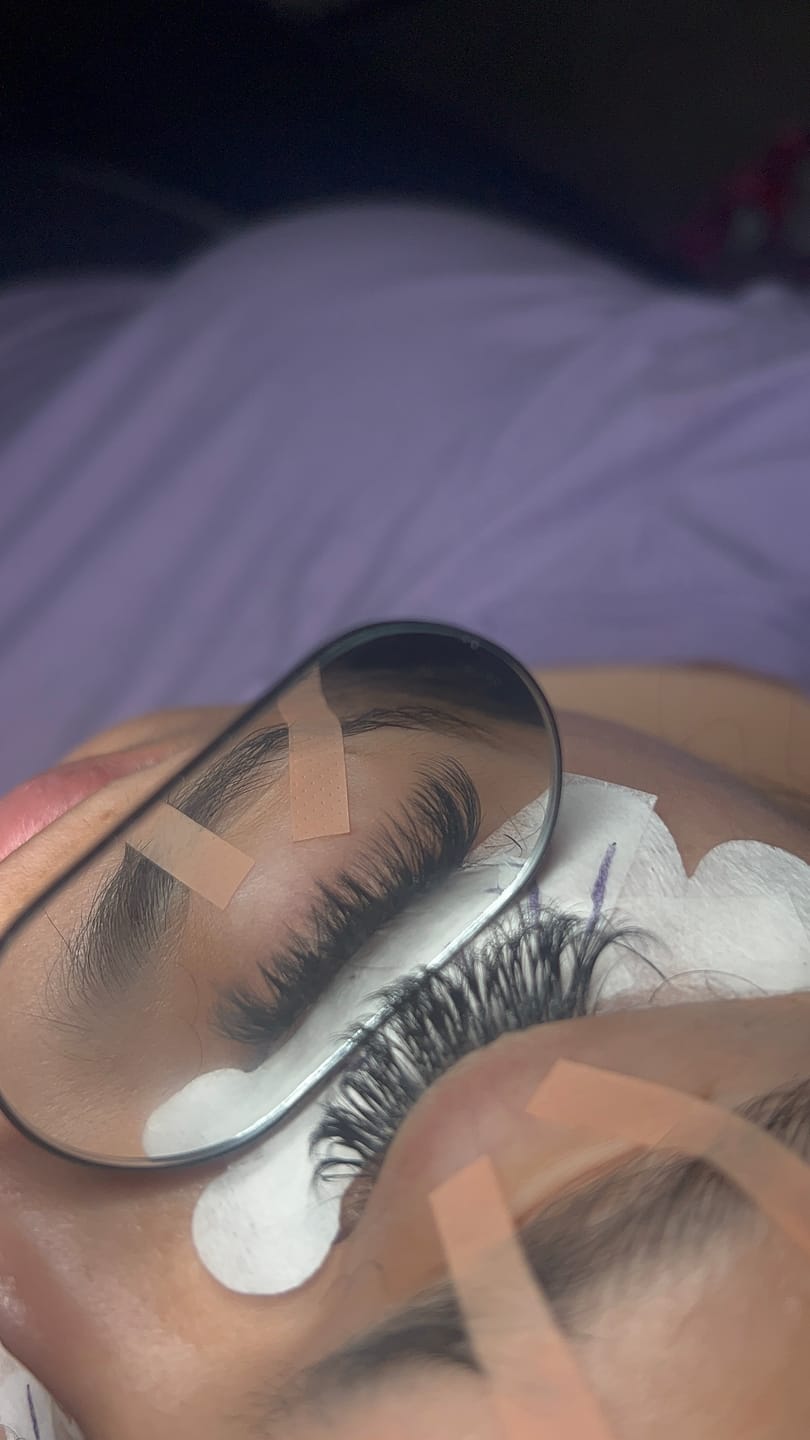 Customer photo review of Volume 5ml - Lash Extension Glue