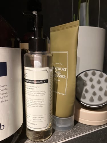 Customer photo review of Gentle Black Fresh Cleansing Oil