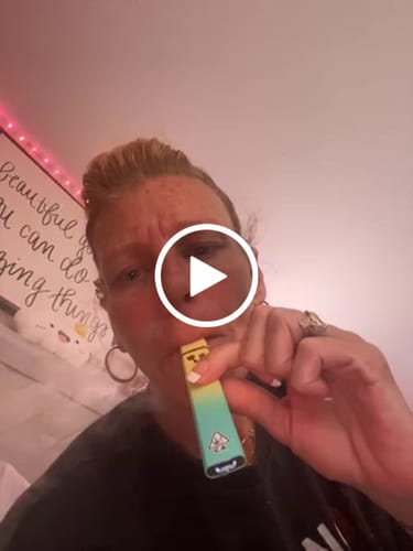 Customer video review of VAPE 1G JACK HERER SATIVA