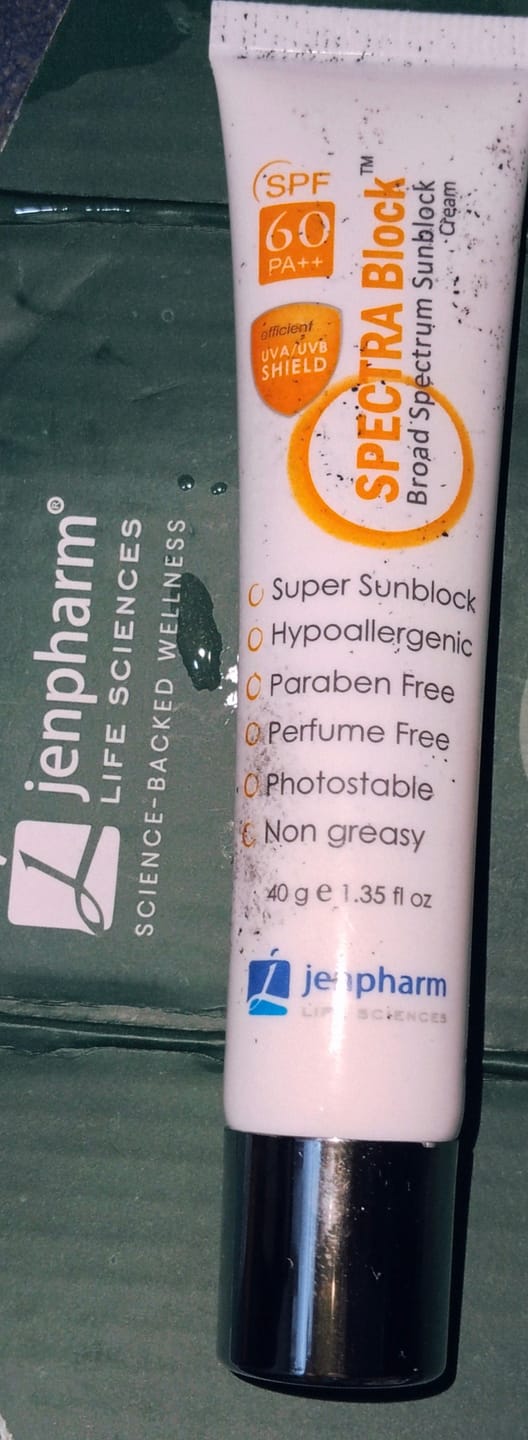 Customer photo review of Spectra Block SPF60