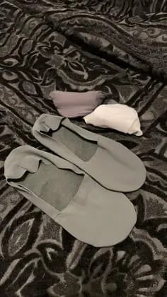 Customer photo review of PREMIUM IMPORTED PLAIN NO-SHOW SOCKS